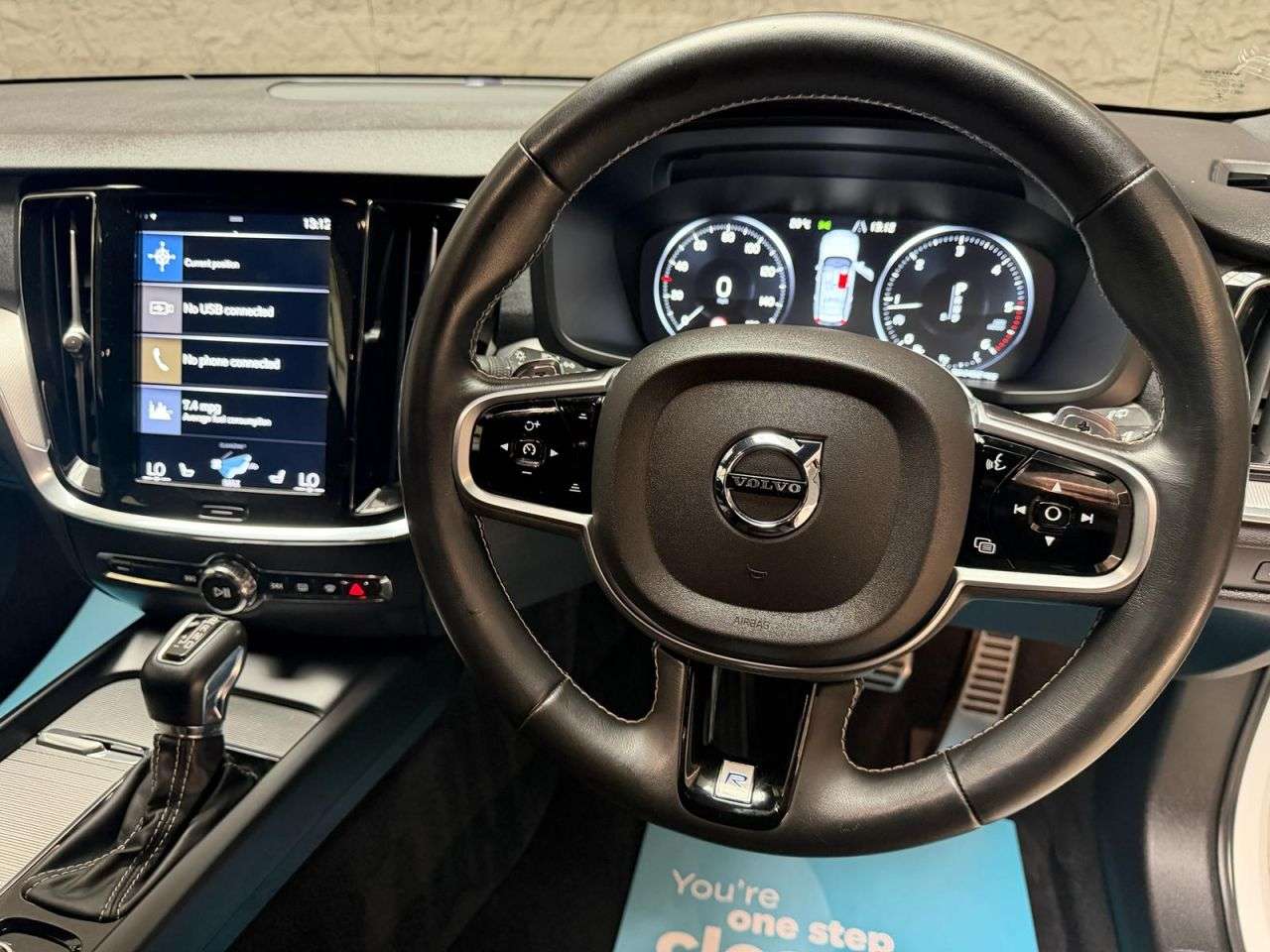 2019 VOLVO V60 2019 VOLVO V60