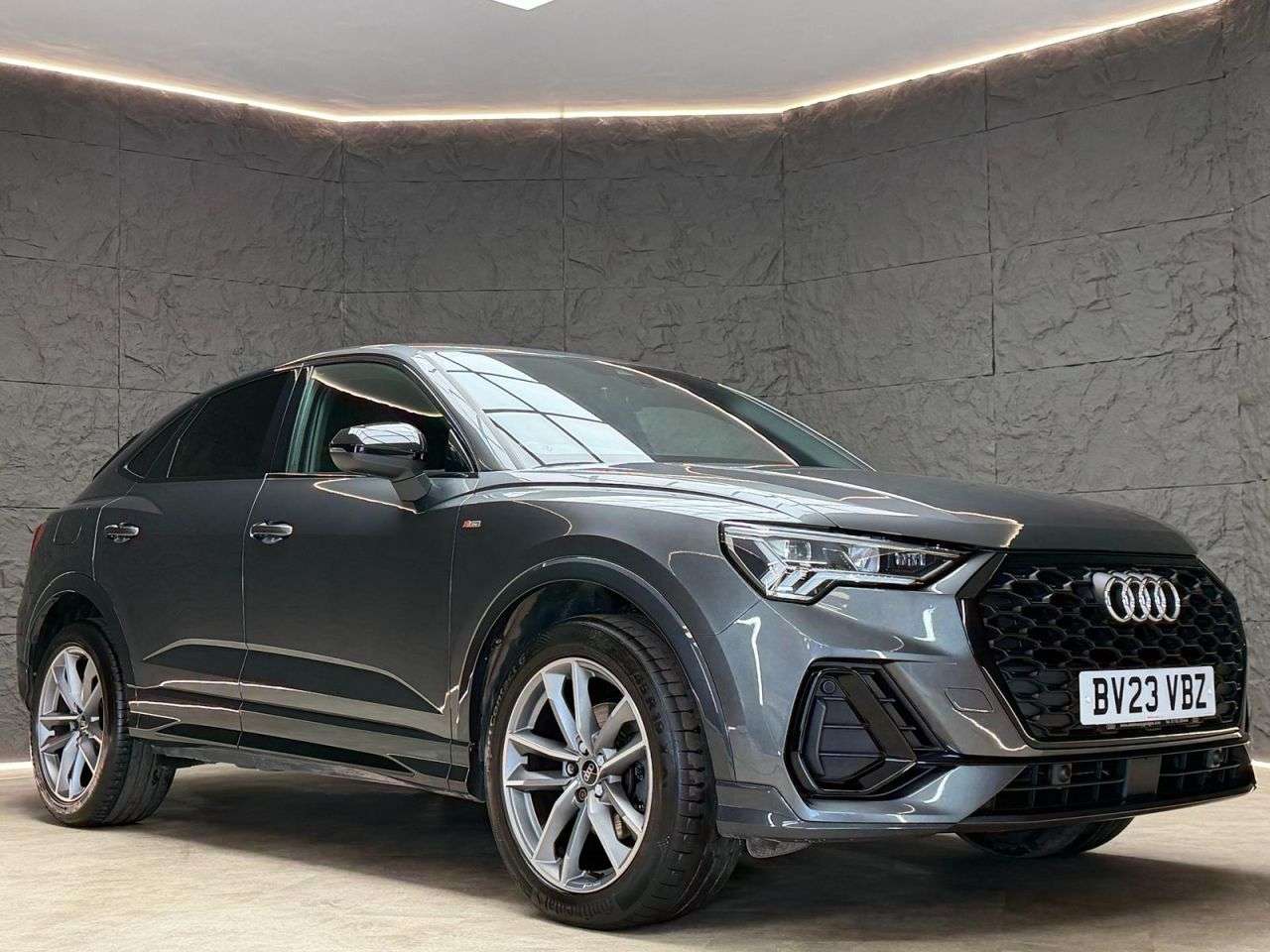 2023 AUDI Q3 2023 AUDI Q3