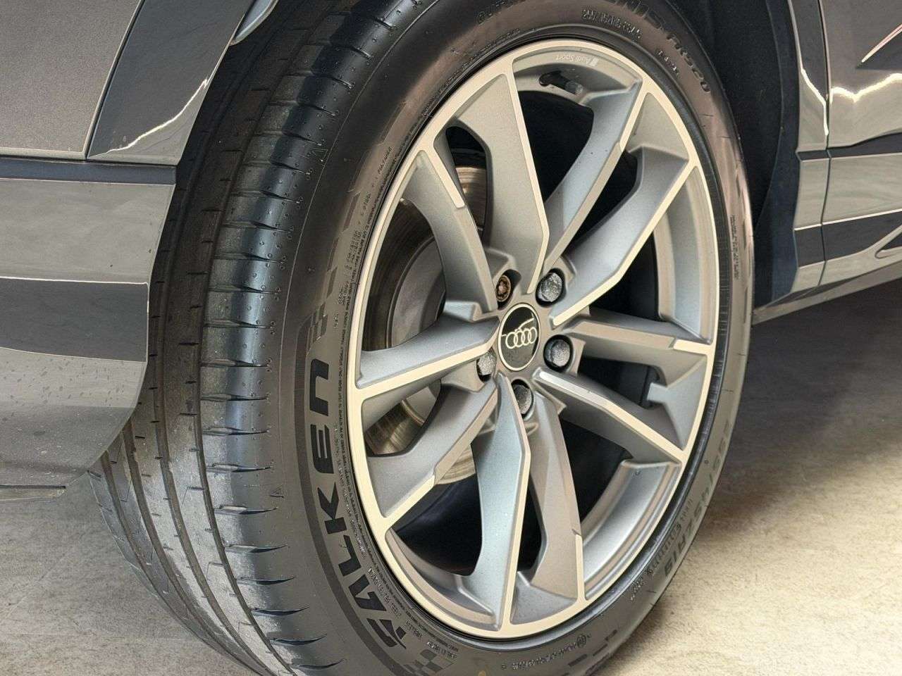2023 AUDI Q3 2023 AUDI Q3