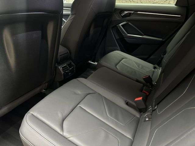 2023 AUDI Q3 2023 AUDI Q3