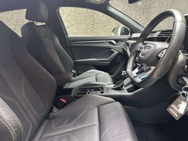 2023 AUDI Q3 2023 AUDI Q3