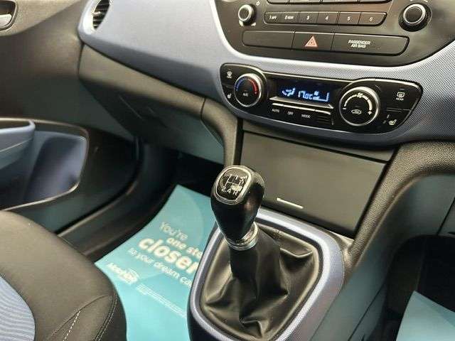 2015 HYUNDAI I10 2015 HYUNDAI I10