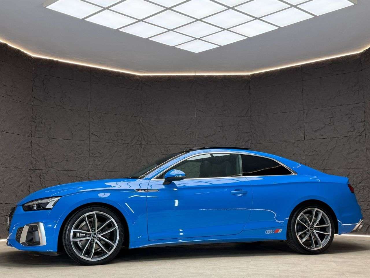 2021 AUDI A5 2021 AUDI A5