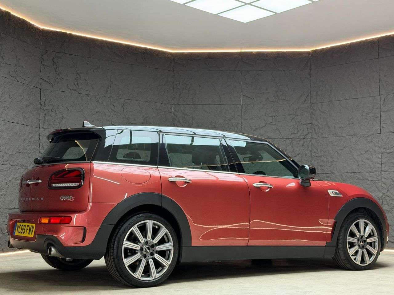 2019 MINI CLUBMAN 2019 MINI CLUBMAN