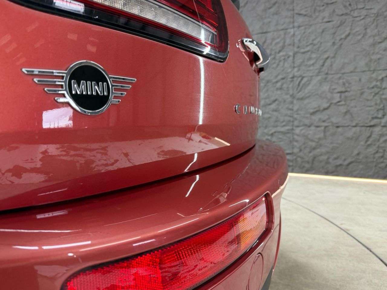2019 MINI CLUBMAN 2019 MINI CLUBMAN