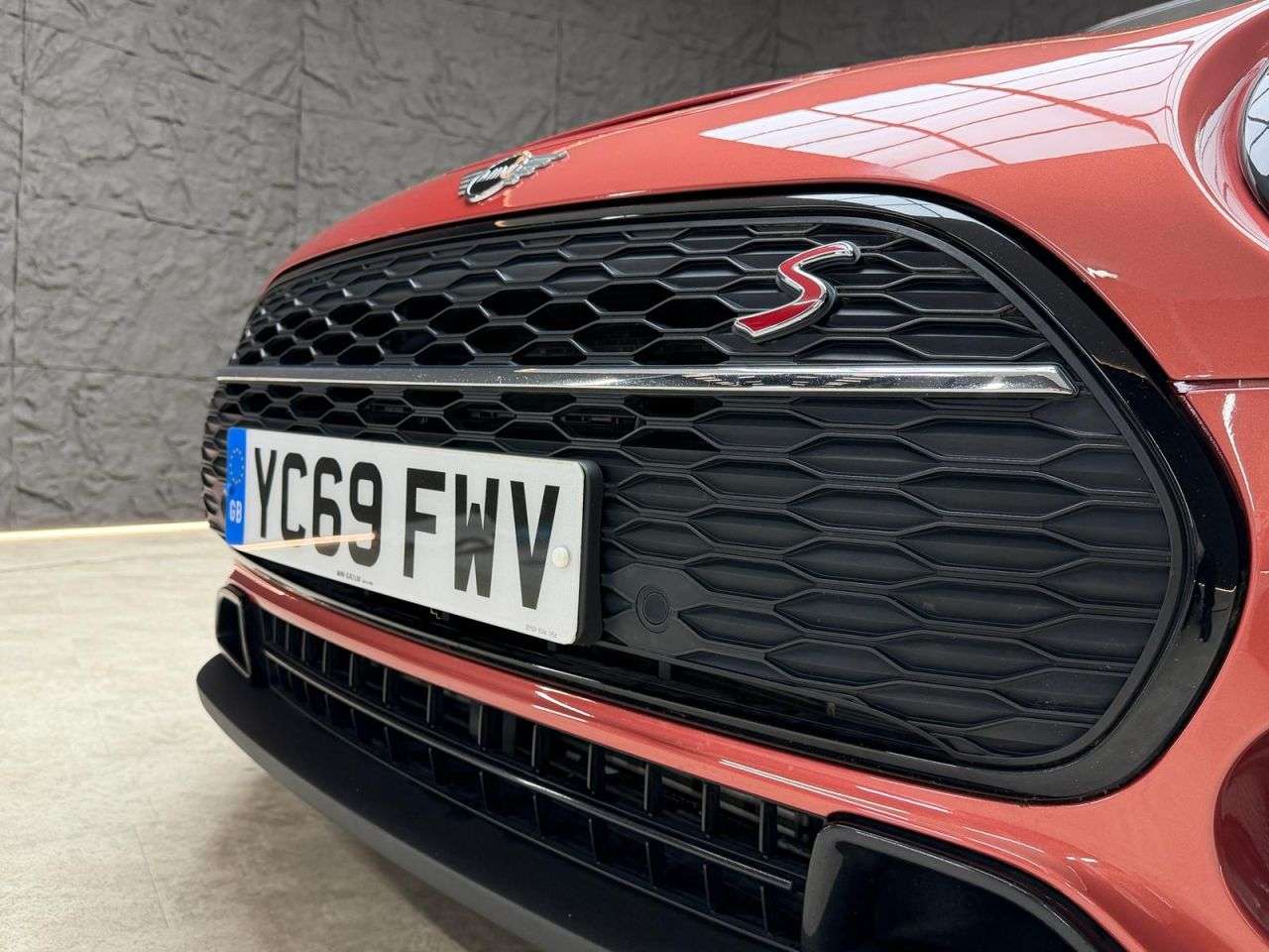 2019 MINI CLUBMAN 2019 MINI CLUBMAN