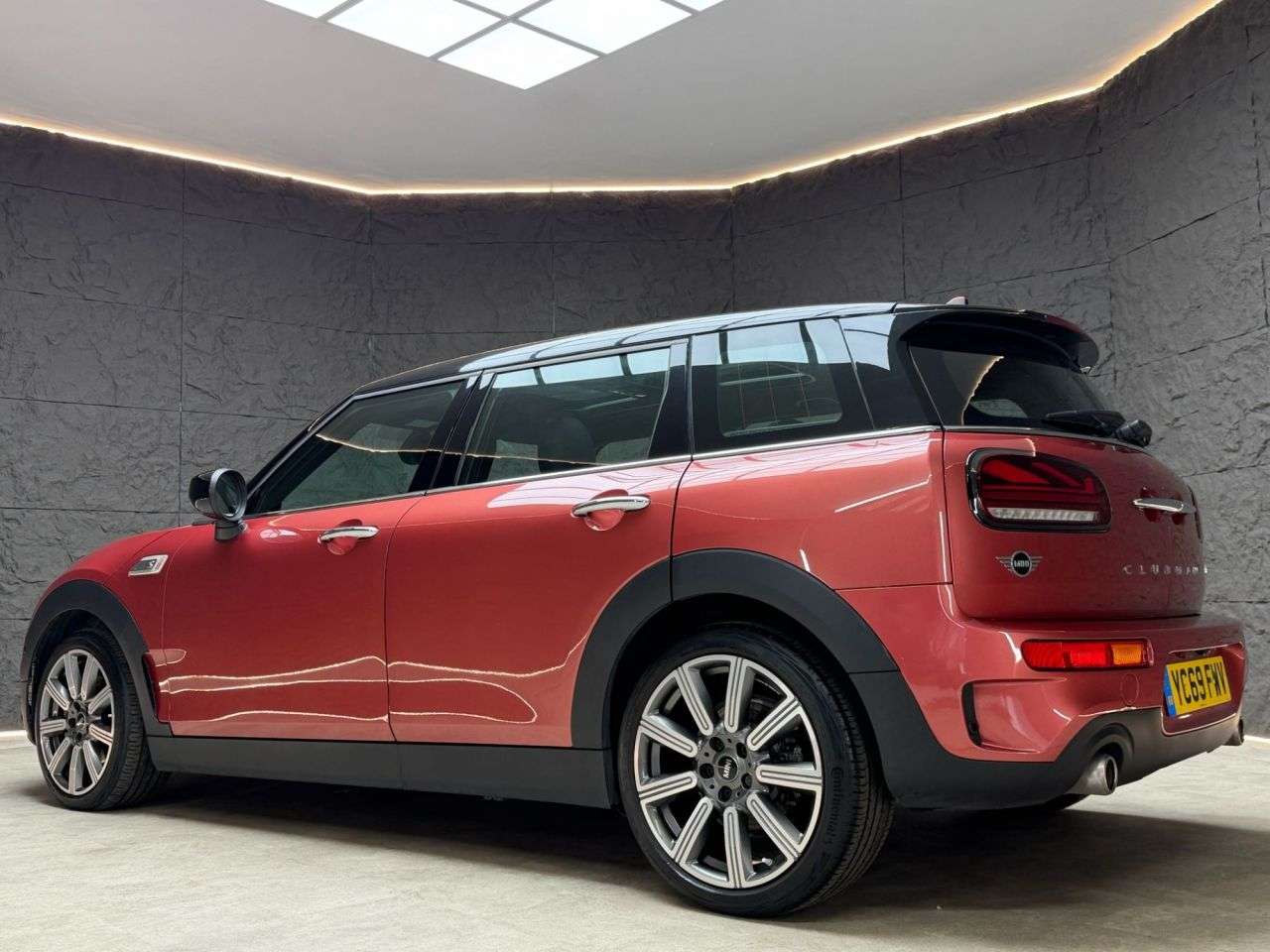 2019 MINI CLUBMAN 2019 MINI CLUBMAN