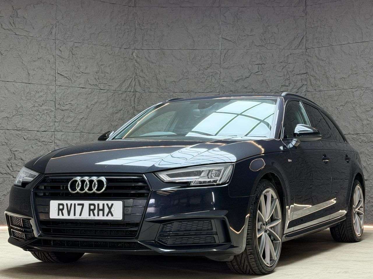 A 2017 AUDI A4 AVANT TDI S LINE A 2017 AUDI A4 AVANT TDI S LINE