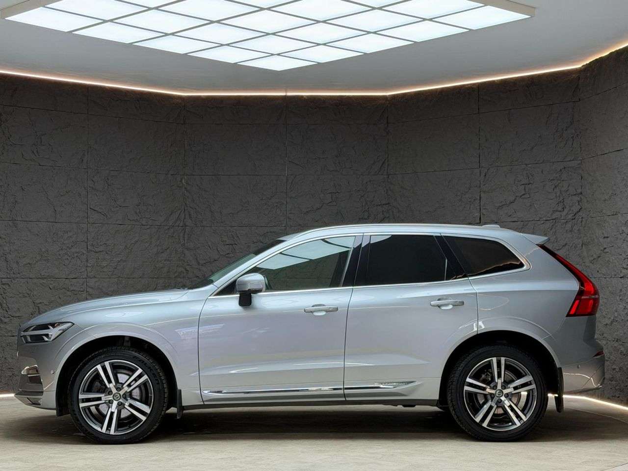 2018 VOLVO XC60 2018 VOLVO XC60