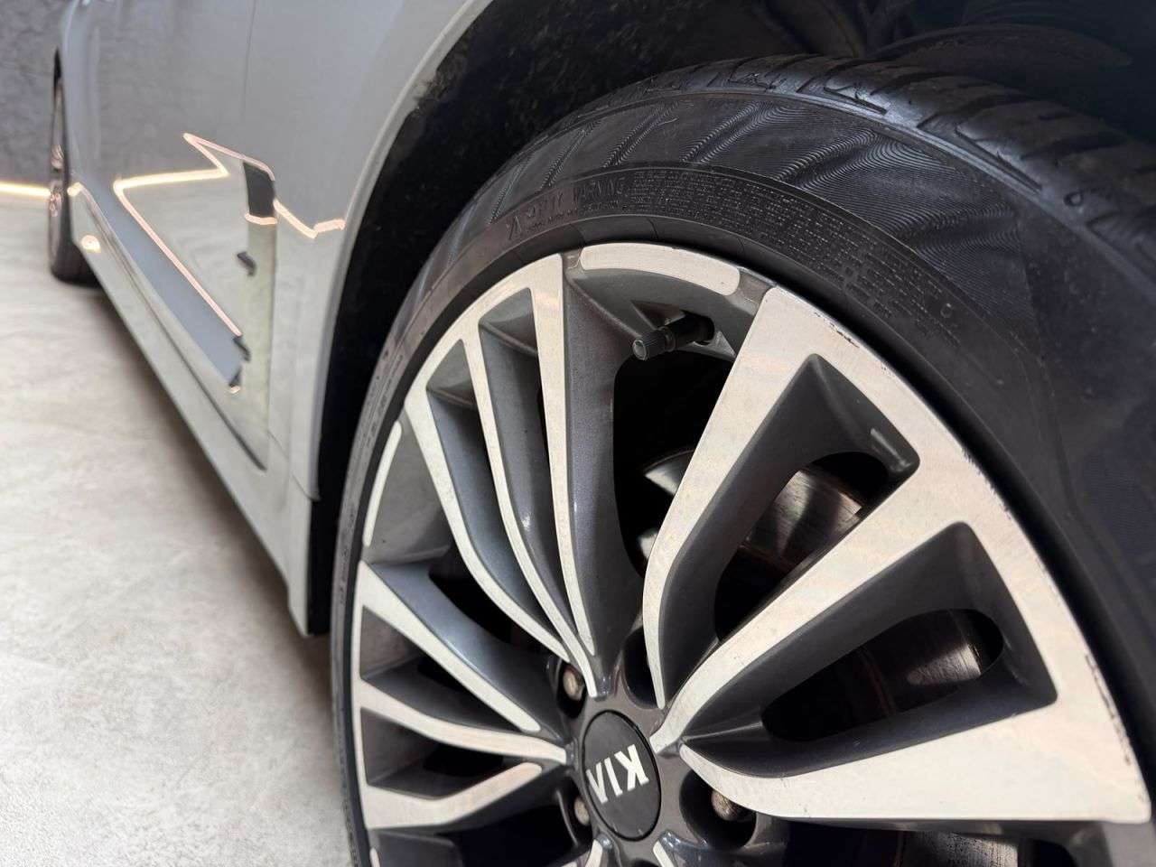 2018 KIA STINGER 2018 KIA STINGER