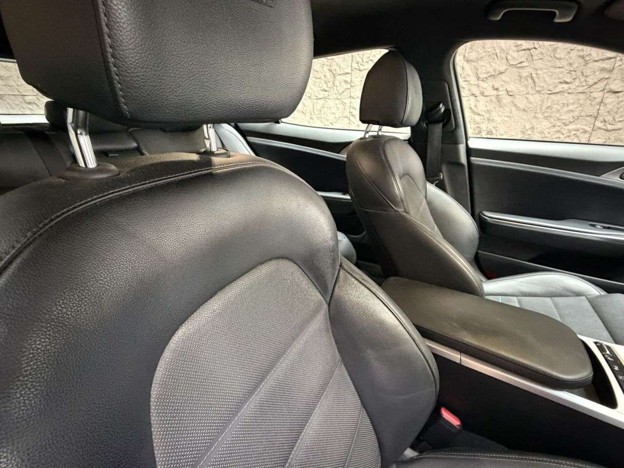 2018 KIA STINGER 2018 KIA STINGER