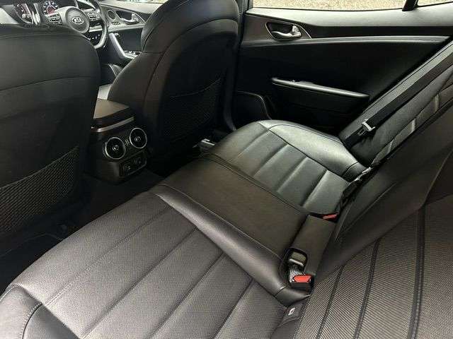 2018 KIA STINGER 2018 KIA STINGER