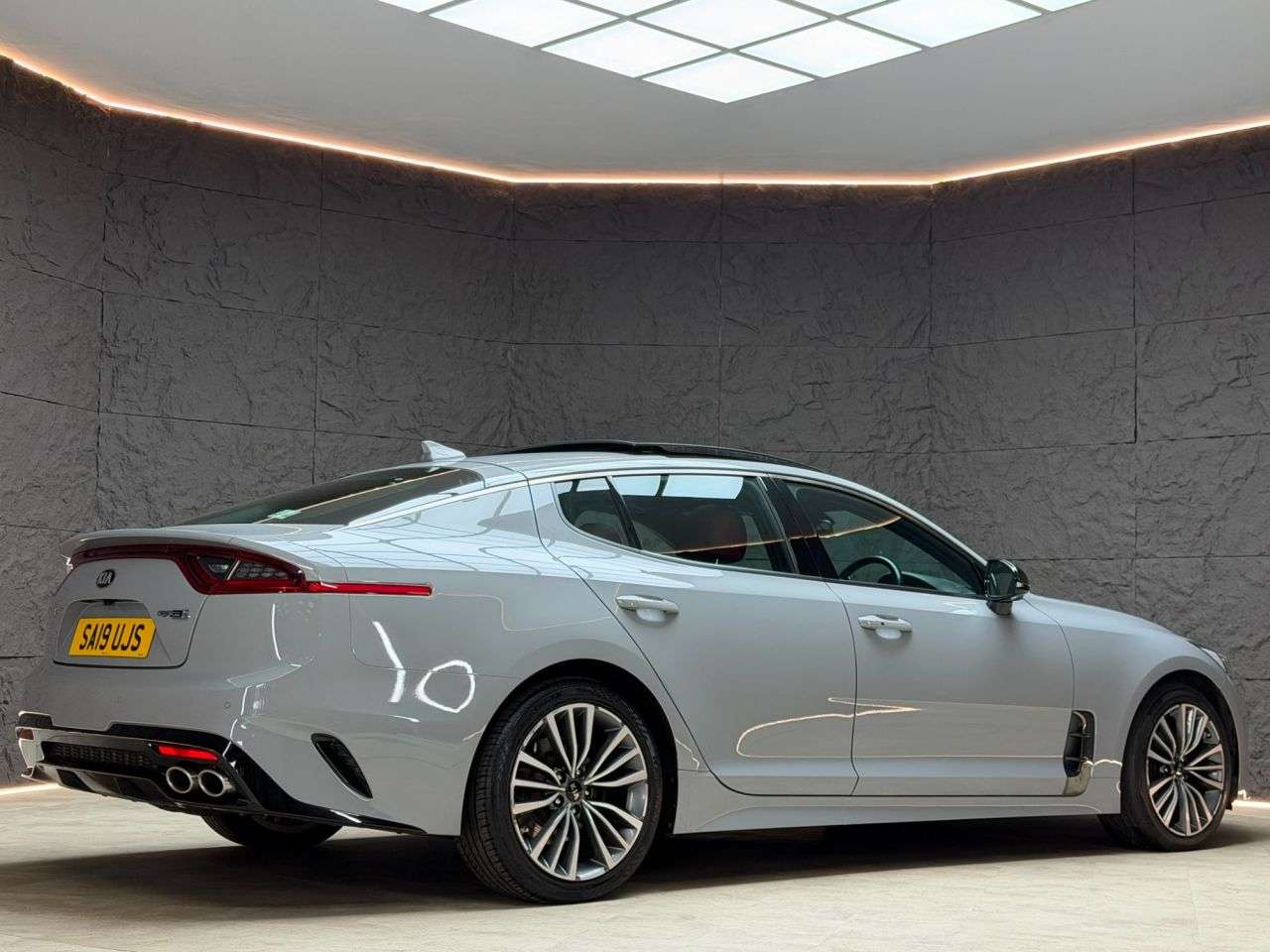 2019 KIA STINGER 2019 KIA STINGER