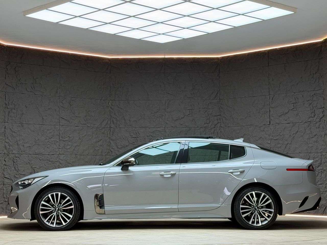 2019 KIA STINGER 2019 KIA STINGER