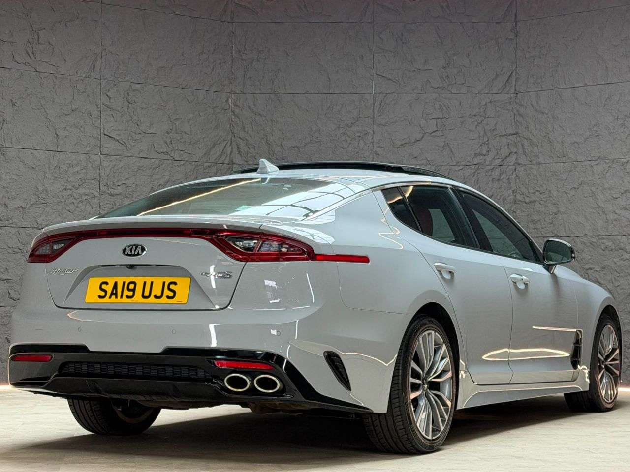 2019 KIA STINGER 2019 KIA STINGER