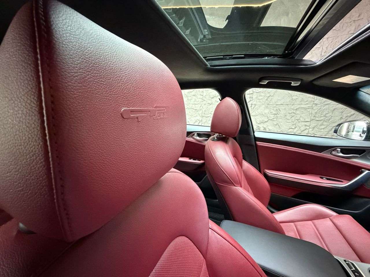 A 2019 KIA STINGER 2.2 CRDi GT-Line S Gran Turismo 5dr Diesel Auto Euro 6 (s/s) (197 bhp) SUNR A 2019 KIA STINGER 2.2 CRDi GT-Line S Gran Turismo 5dr Diesel Auto Euro 6 (s/s) (197 bhp) SUNR