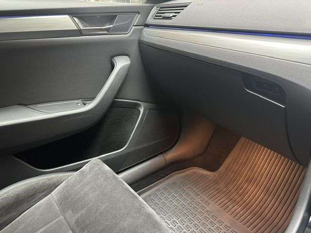 2016 SKODA SUPERB 2016 SKODA SUPERB