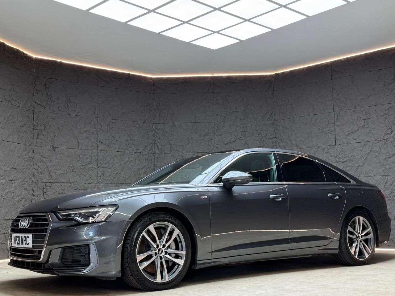 A 2021 AUDI A6 SALOON 2.0 TFSIe 50 S line Saloon 4dr Petrol Plug-in Hybrid S Tronic quattro Euro A 2021 AUDI A6 SALOON 2.0 TFSIe 50 S line Saloon 4dr Petrol Plug-in Hybrid S Tronic quattro Euro