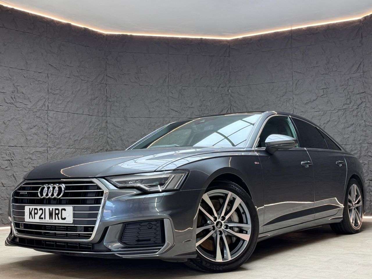 A 2021 AUDI A6 SALOON 2.0 TFSIe 50 S line Saloon 4dr Petrol Plug-in Hybrid S Tronic quattro Euro A 2021 AUDI A6 SALOON 2.0 TFSIe 50 S line Saloon 4dr Petrol Plug-in Hybrid S Tronic quattro Euro