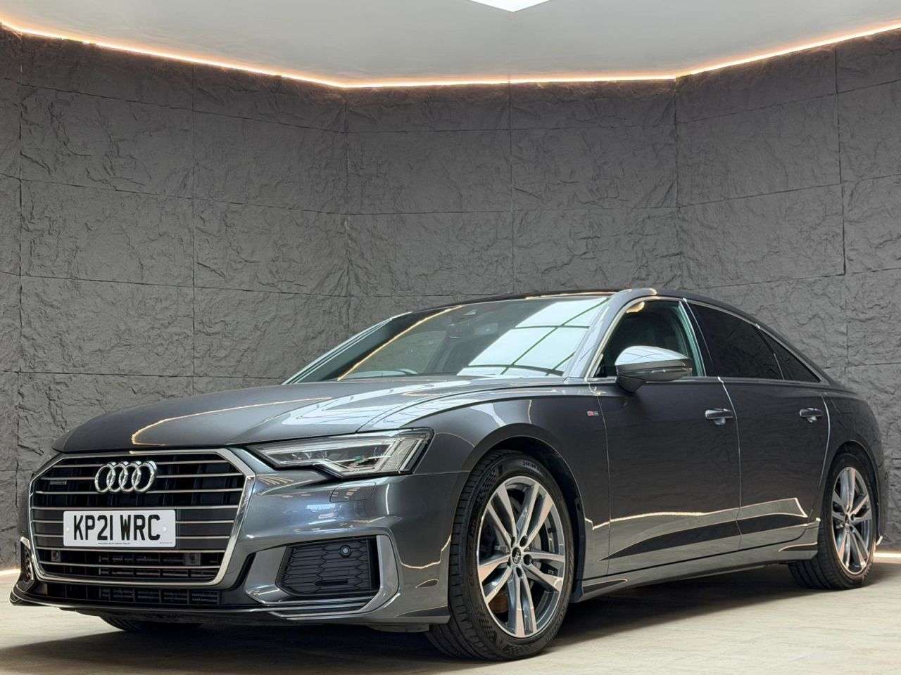 A 2021 AUDI A6 SALOON 2.0 TFSIe 50 S line Saloon 4dr Petrol Plug-in Hybrid S Tronic quattro Euro A 2021 AUDI A6 SALOON 2.0 TFSIe 50 S line Saloon 4dr Petrol Plug-in Hybrid S Tronic quattro Euro