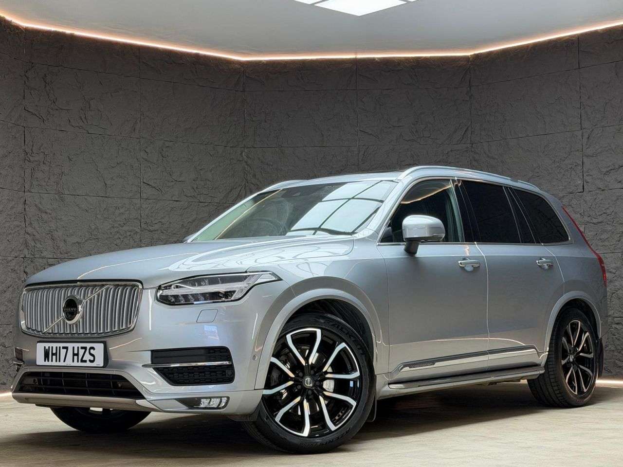 2017 VOLVO XC90 2017 VOLVO XC90