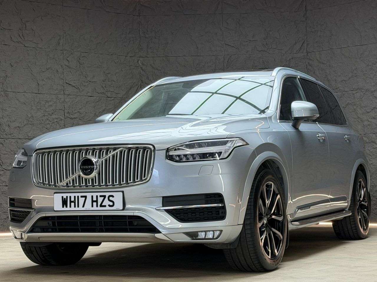 2017 VOLVO XC90 2017 VOLVO XC90