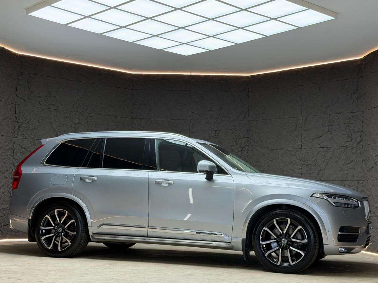 2017 VOLVO XC90 2017 VOLVO XC90