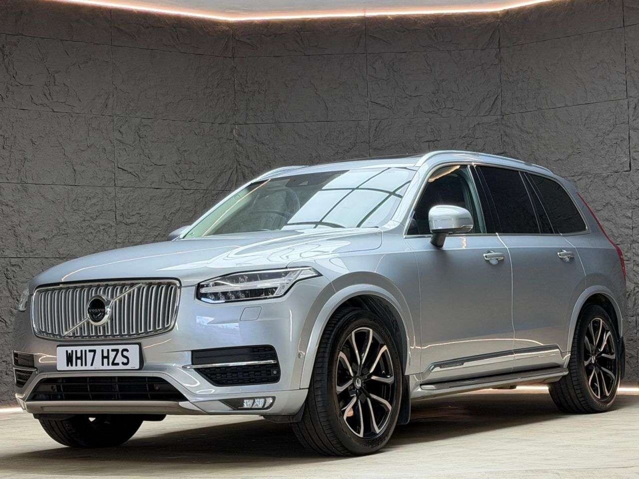 2017 VOLVO XC90 2017 VOLVO XC90