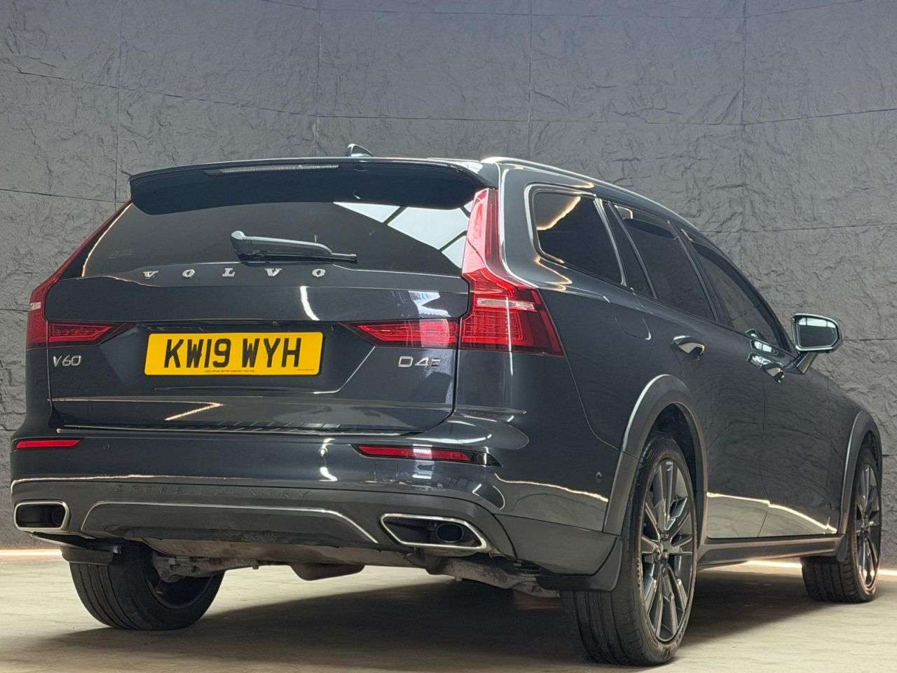 2019 VOLVO V60 CROSS COUNTRY 2019 VOLVO V60 CROSS COUNTRY