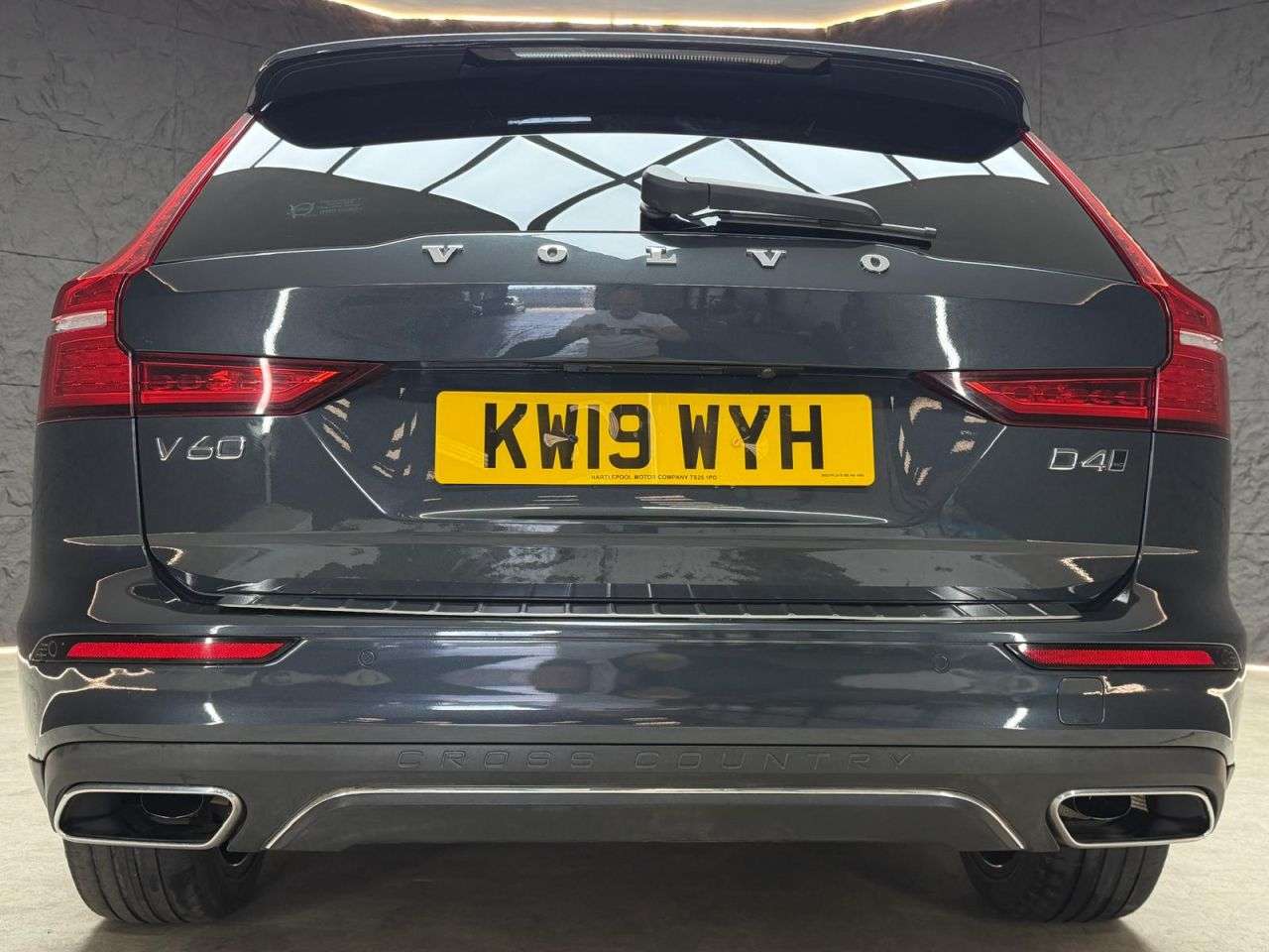 2019 VOLVO V60 CROSS COUNTRY 2019 VOLVO V60 CROSS COUNTRY