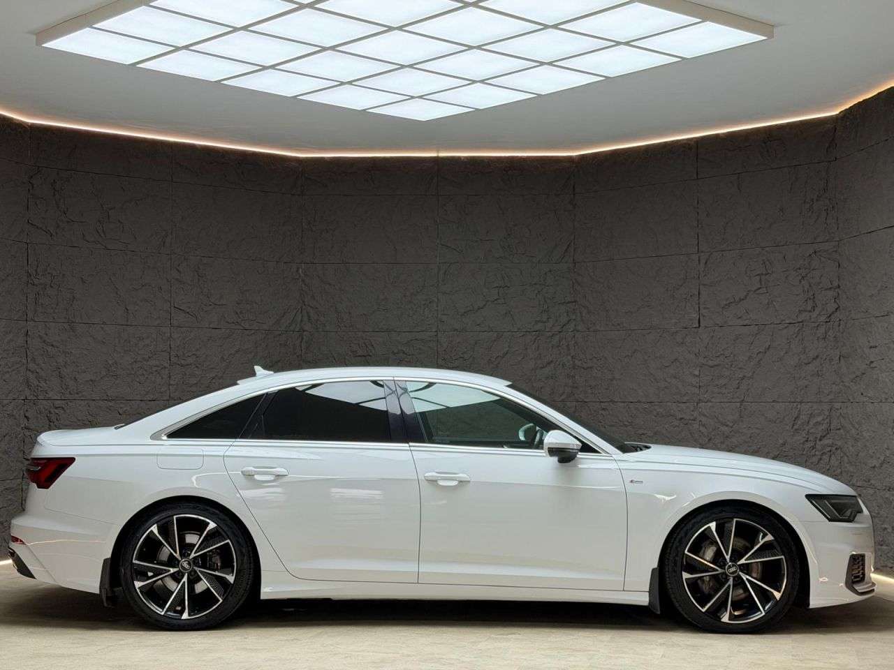 2018 AUDI A6 SALOON 2018 AUDI A6 SALOON