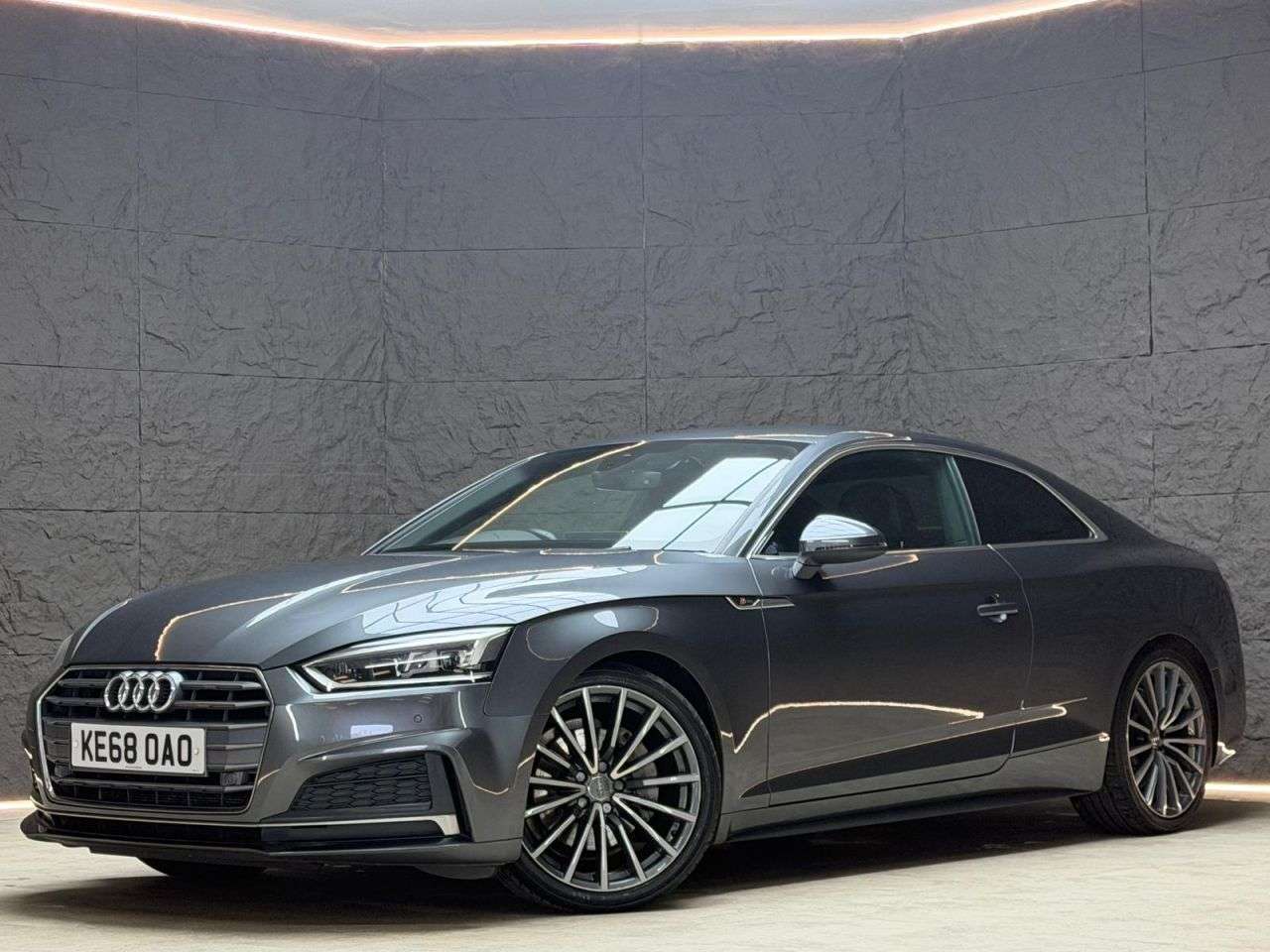 A 2018 AUDI A5 2.0 TDI 40 S line Coupe 2dr Diesel S Tronic Euro 6 (s/s) (190 ps) A 2018 AUDI A5 2.0 TDI 40 S line Coupe 2dr Diesel S Tronic Euro 6 (s/s) (190 ps)