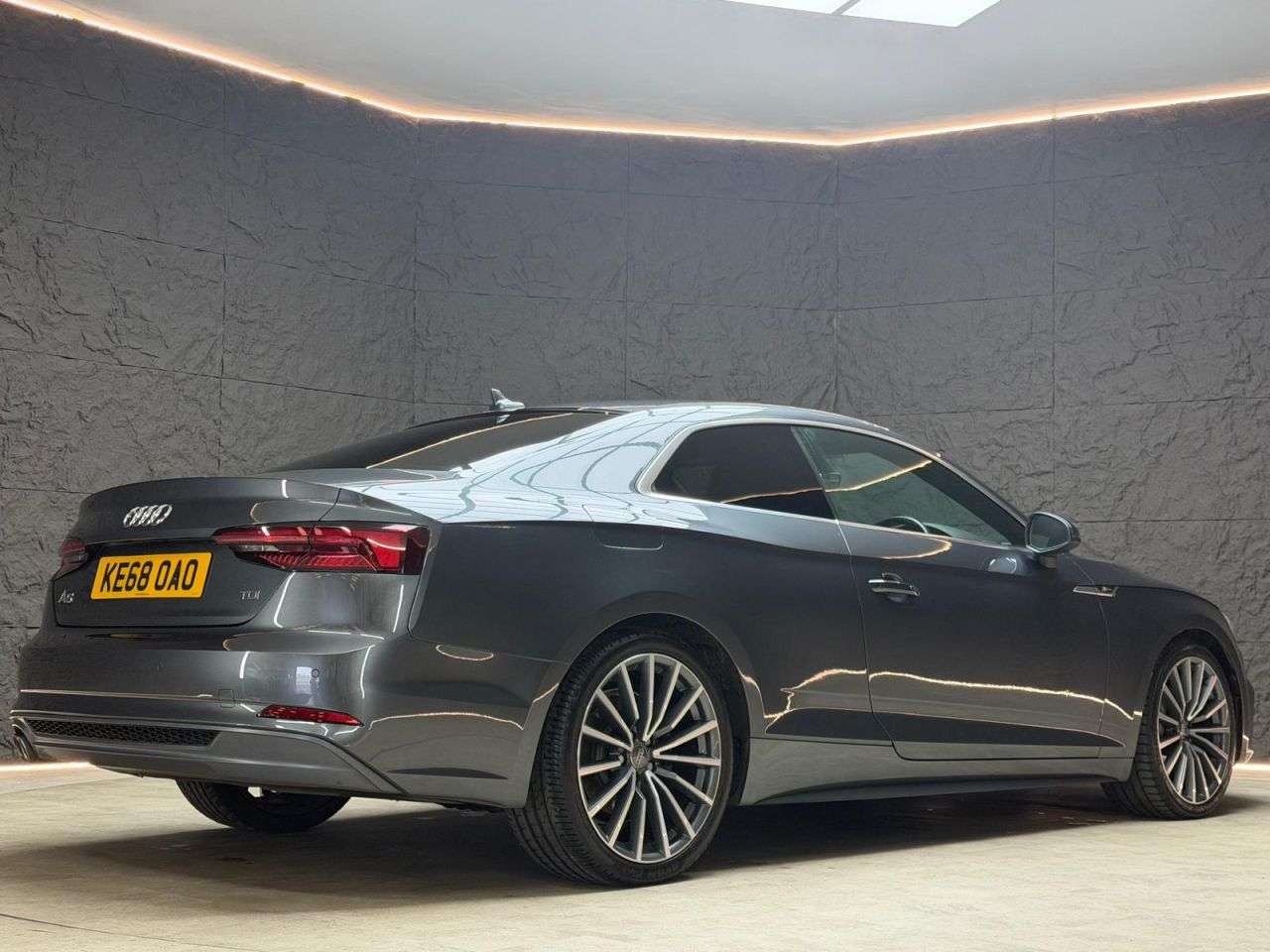 2018 AUDI A5 2018 AUDI A5