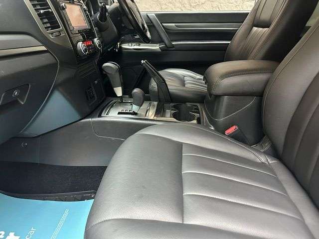 2018 MITSUBISHI SHOGUN 2018 MITSUBISHI SHOGUN