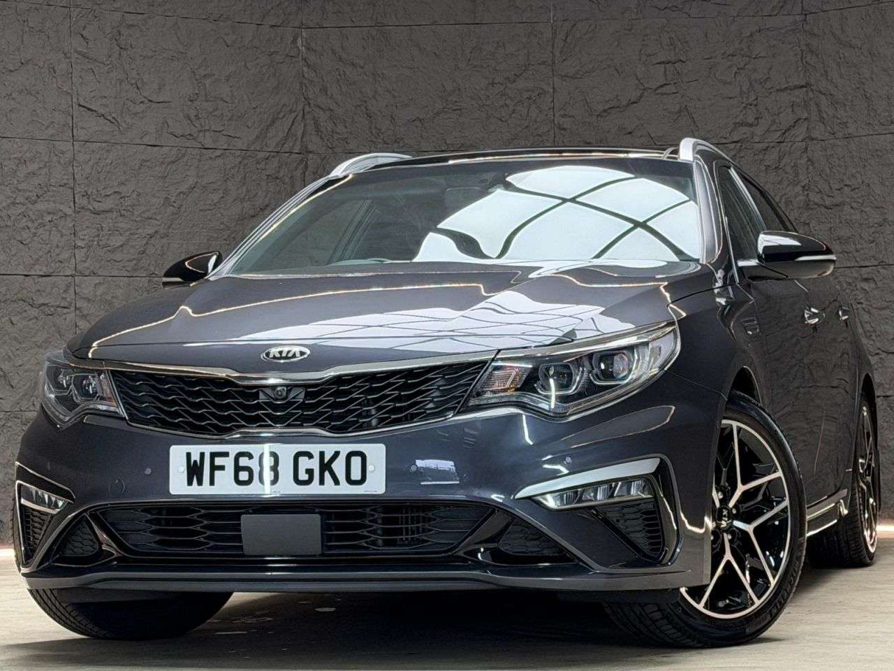 A 2018 KIA OPTIMA 1.6 CRDi GT-Line S Sportswagon 5dr Diesel DCT Euro 6 (s/s) (134 bhp) A 2018 KIA OPTIMA 1.6 CRDi GT-Line S Sportswagon 5dr Diesel DCT Euro 6 (s/s) (134 bhp)