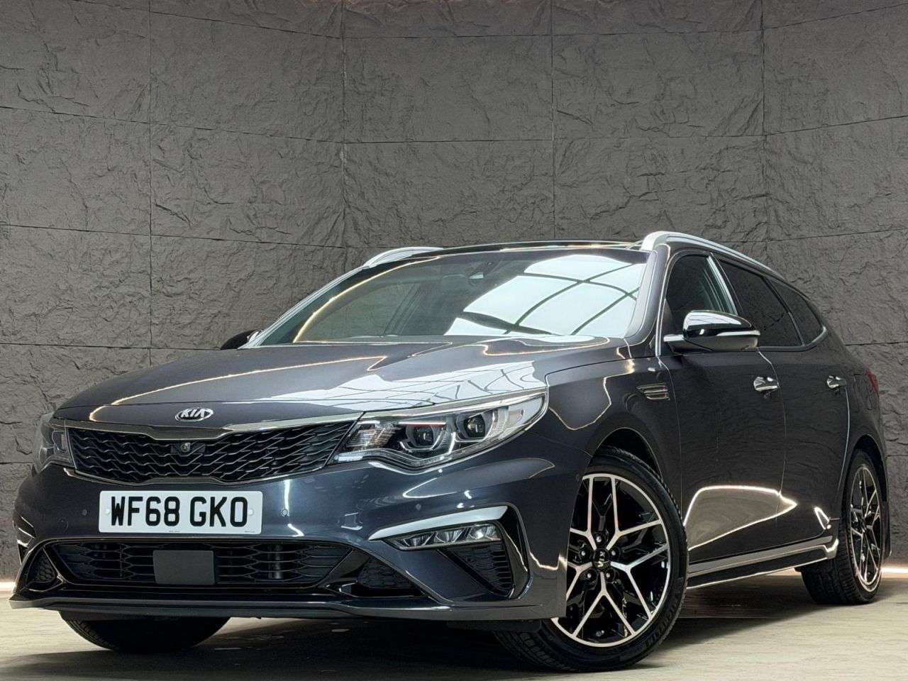 A 2018 KIA OPTIMA 1.6 CRDi GT-Line S Sportswagon 5dr Diesel DCT Euro 6 (s/s) (134 bhp) A 2018 KIA OPTIMA 1.6 CRDi GT-Line S Sportswagon 5dr Diesel DCT Euro 6 (s/s) (134 bhp)