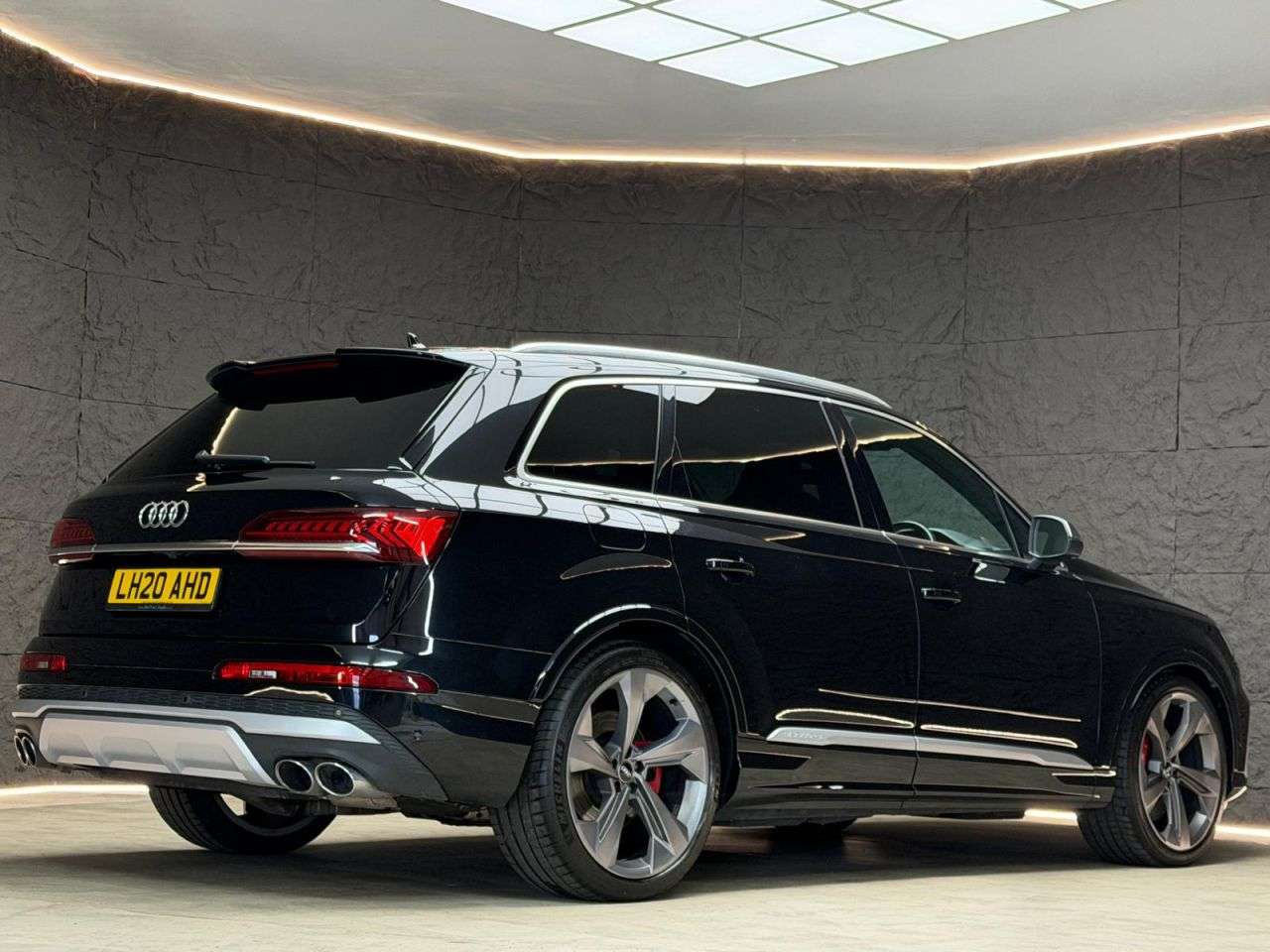2020 AUDI SQ7 2020 AUDI SQ7
