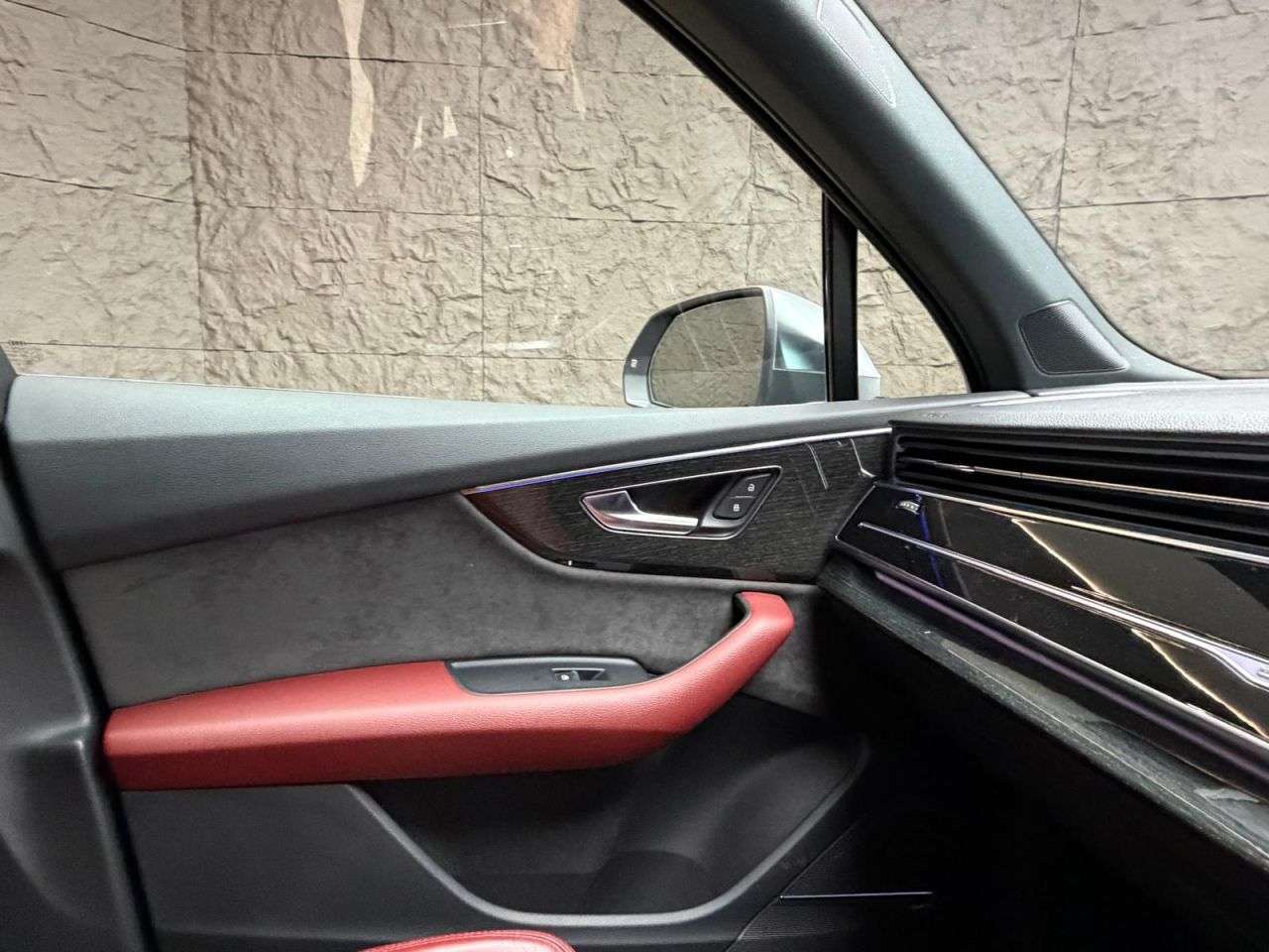 2020 AUDI SQ7 2020 AUDI SQ7