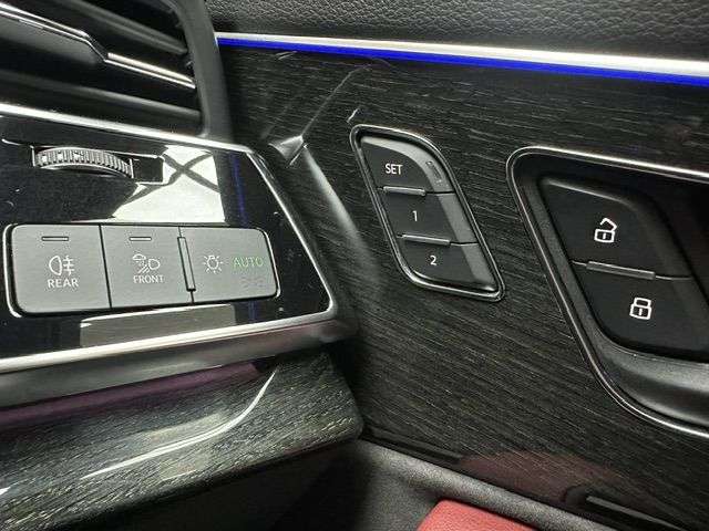 2020 AUDI SQ7 2020 AUDI SQ7