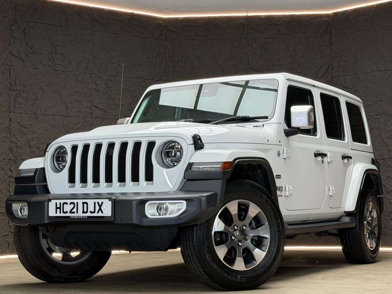 A 2021 JEEP WRANGLER 2.0 GME Overland SUV 4dr Petrol Auto 4WD Euro 6 (s/s) (272 ps) FSH, REAR CA A 2021 JEEP WRANGLER 2.0 GME Overland SUV 4dr Petrol Auto 4WD Euro 6 (s/s) (272 ps) FSH, REAR CA