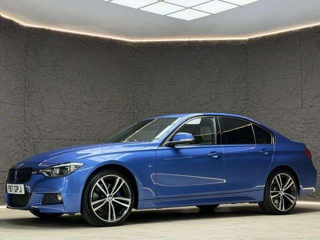 A 2017 BMW 3 SERIES 2.0 320d M Sport Saloon 4dr Diesel Auto xDrive Euro 6 (s/s) (190 ps) HARMAN A 2017 BMW 3 SERIES 2.0 320d M Sport Saloon 4dr Diesel Auto xDrive Euro 6 (s/s) (190 ps) HARMAN