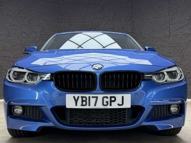 A 2017 BMW 3 SERIES 2.0 320d M Sport Saloon 4dr Diesel Auto xDrive Euro 6 (s/s) (190 ps) HARMAN A 2017 BMW 3 SERIES 2.0 320d M Sport Saloon 4dr Diesel Auto xDrive Euro 6 (s/s) (190 ps) HARMAN