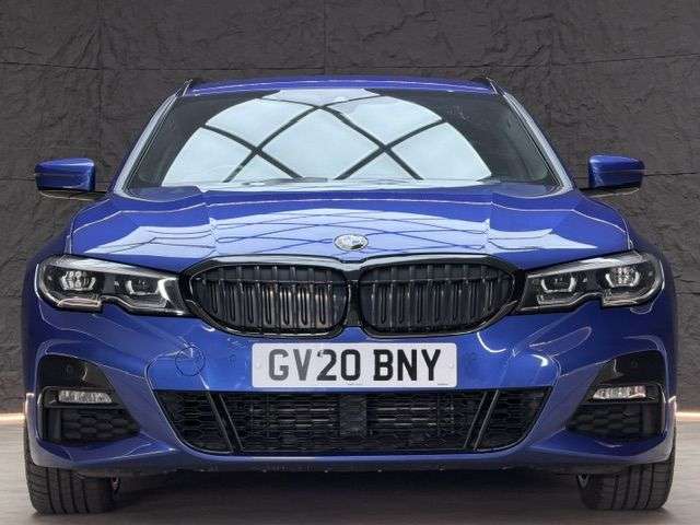 A 2020 BMW 3 SERIES 2.0 320d M Sport Touring 5dr Diesel Auto Euro 6 (s/s) (190 ps) TECH, M SPOR A 2020 BMW 3 SERIES 2.0 320d M Sport Touring 5dr Diesel Auto Euro 6 (s/s) (190 ps) TECH, M SPOR