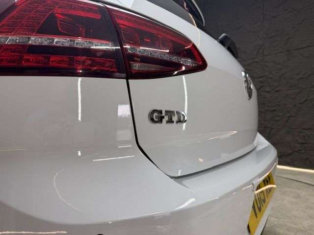2015 VOLKSWAGEN GOLF 2015 VOLKSWAGEN GOLF