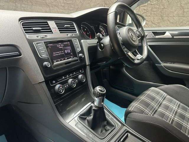 2015 VOLKSWAGEN GOLF 2015 VOLKSWAGEN GOLF
