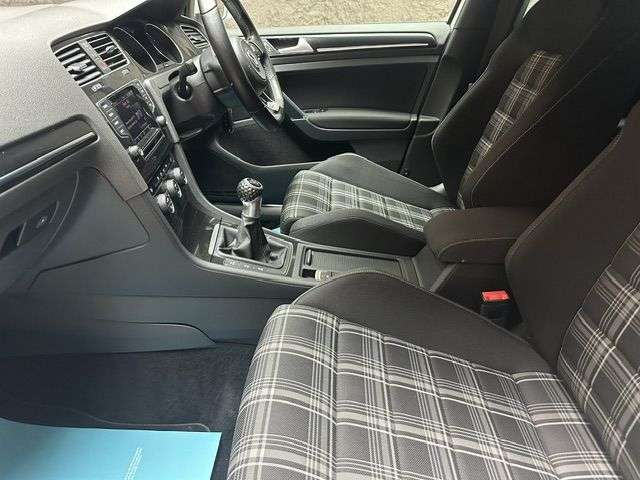 2015 VOLKSWAGEN GOLF 2015 VOLKSWAGEN GOLF