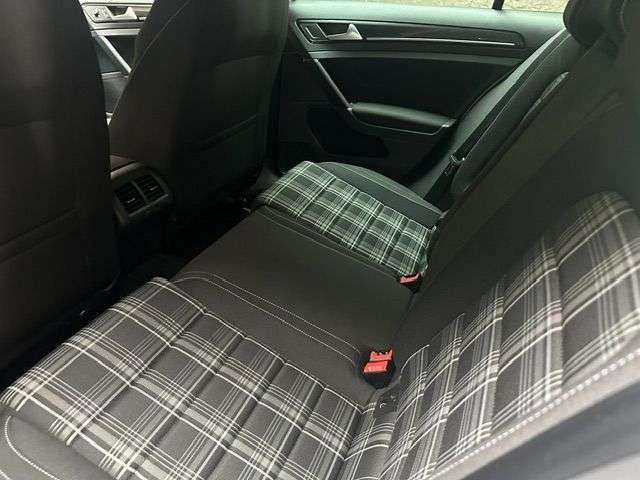 2015 VOLKSWAGEN GOLF 2015 VOLKSWAGEN GOLF