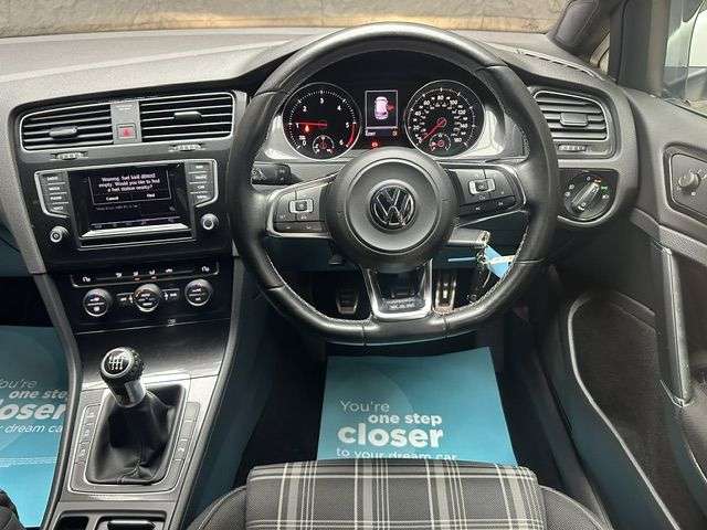 2015 VOLKSWAGEN GOLF 2015 VOLKSWAGEN GOLF
