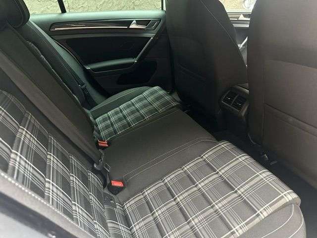 2015 VOLKSWAGEN GOLF 2015 VOLKSWAGEN GOLF