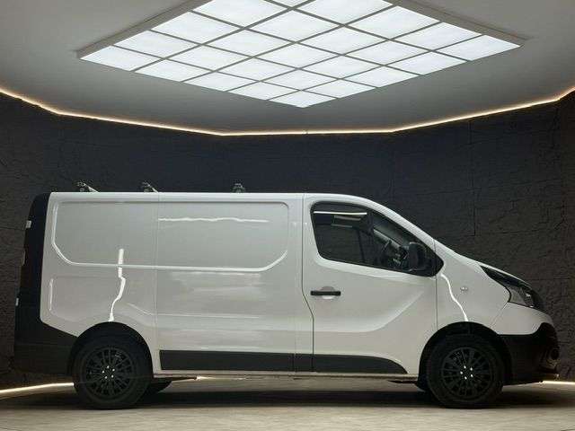 2018 RENAULT TRAFIC 2018 RENAULT TRAFIC